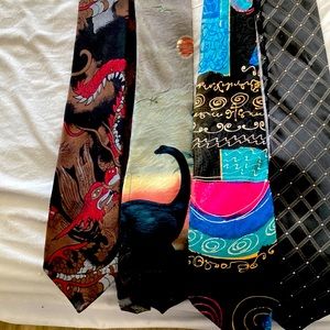 A bundle of 4 cool ties